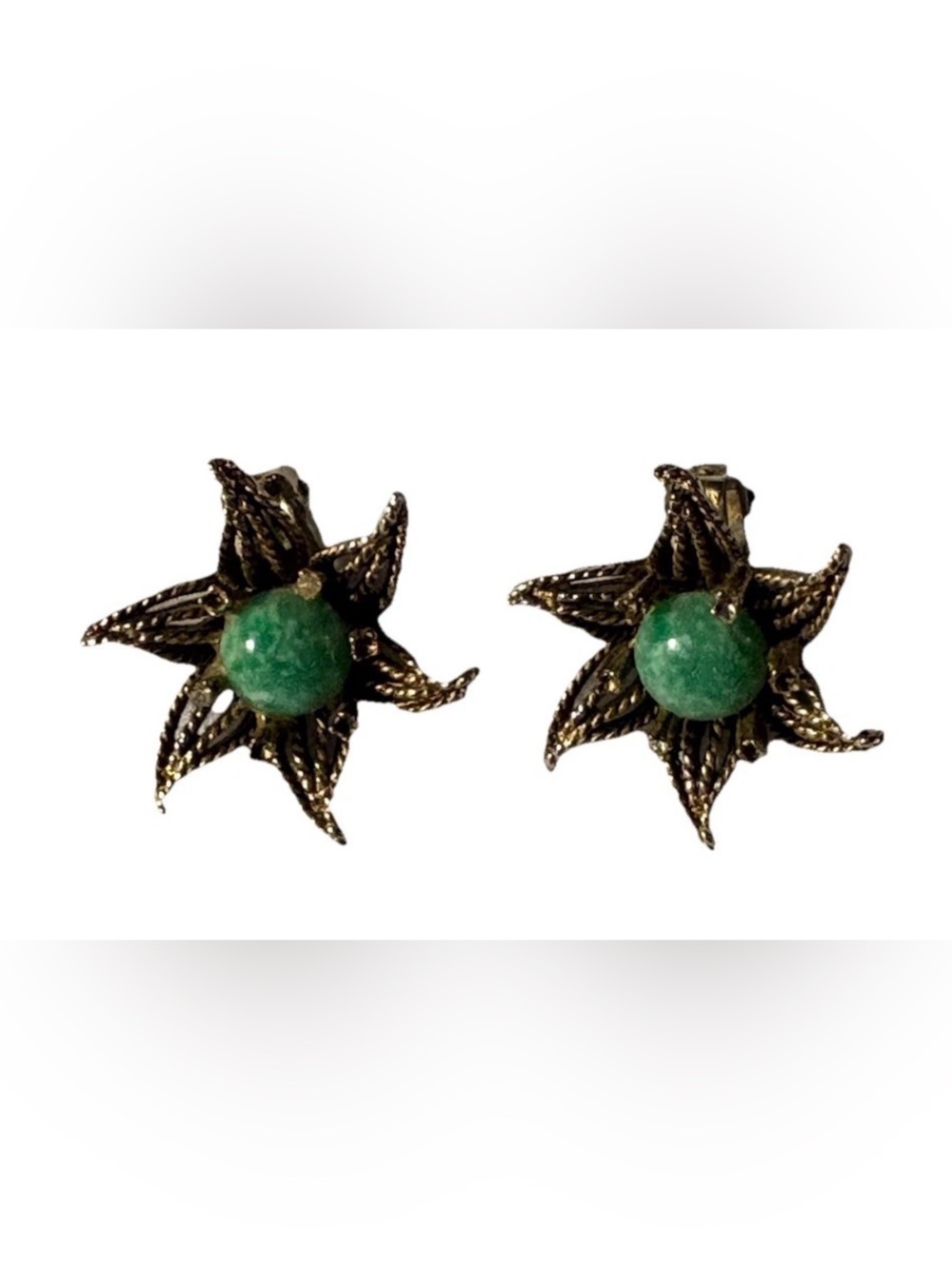 Vintage HAR Green Cabochon Starburst Flower Clip On Earrings Mid Century